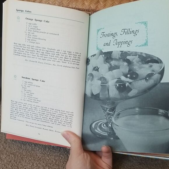 Favorite Recipes of America Desserts, Including Party Beverages, Vintage Book - Picture 5 of 5